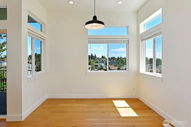 5426 31st Avenue S, Seattle, WA 98108