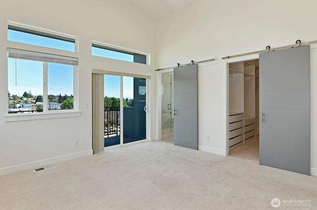 5426 31st Avenue S, Seattle, WA 98108