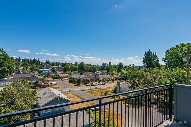 5426 31st Avenue S, Seattle, WA 98108