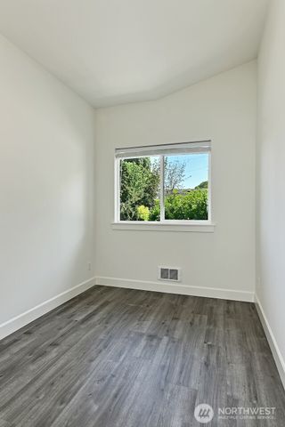 5426 31st Avenue S, Seattle, WA 98108