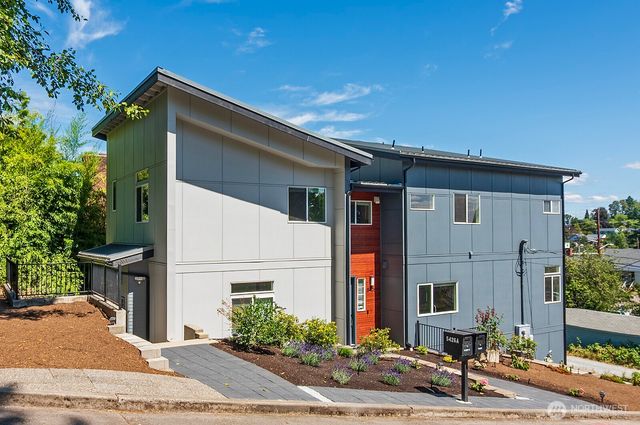 5426 31st Avenue S, Seattle, WA 98108