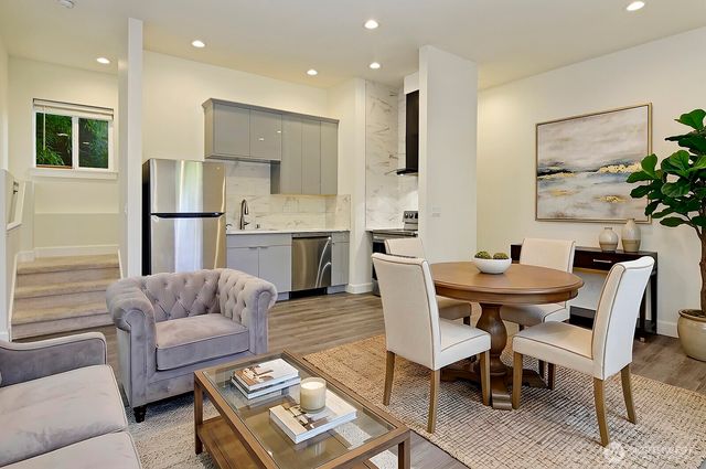 5426 31st Avenue S, Seattle, WA 98108