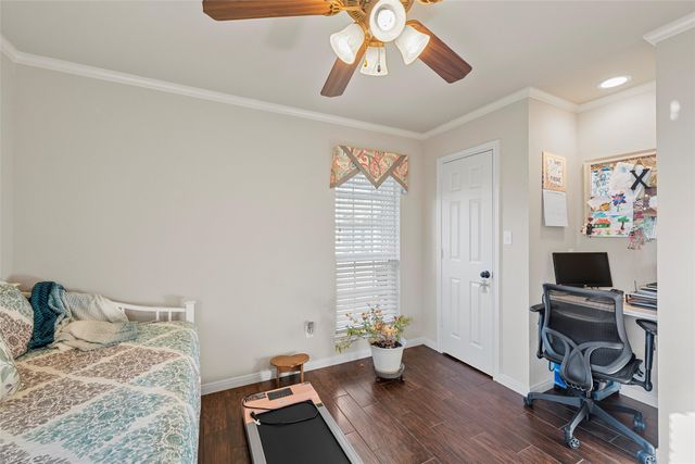 142 Phillip Circle, Hewitt, TX 76643