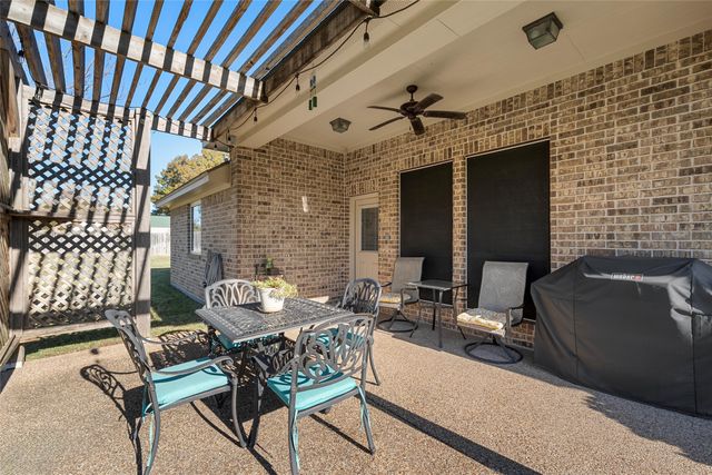 142 Phillip Circle, Hewitt, TX 76643
