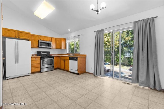 711 W Barley Ave, Coeur D'alene, ID 83814