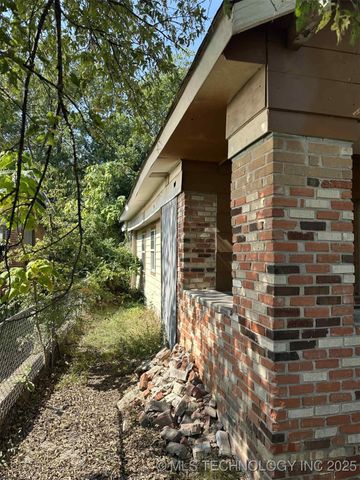 802 Northwest, Ardmore, OK 73401