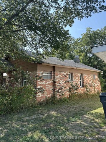 802 Northwest, Ardmore, OK 73401