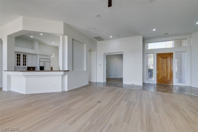 304 Terrace View Court, Las Vegas, NV 89144