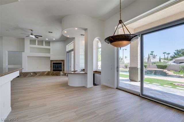 304 Terrace View Court, Las Vegas, NV 89144