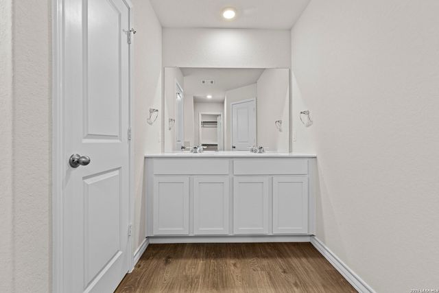 192 Squacco Heron, San Antonio, TX 78253