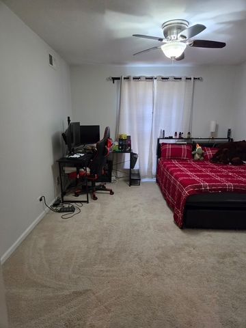 5100 CARRIAGEWAY Drive 109, Rolling Meadows, IL 60008