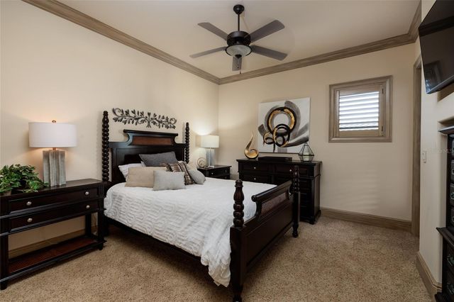 200 BRIGHTWATERS BOULEVARD NE, St Petersburg, FL 33704