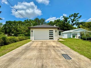 8424 N PACKWOOD AVENUE, Tampa, FL 33604