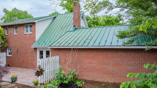 146 El Bowers Road, Elizabethton, TN 37643