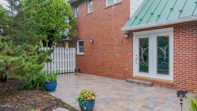 146 El Bowers Road, Elizabethton, TN 37643