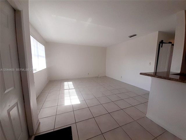 11447 NW 42nd St 11447, Coral Springs, FL 33065
