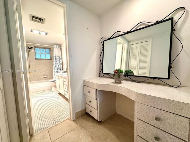 1001 Hillcrest Ct 306 306, Hollywood, FL 33021