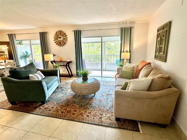 1001 Hillcrest Ct 306 306, Hollywood, FL 33021