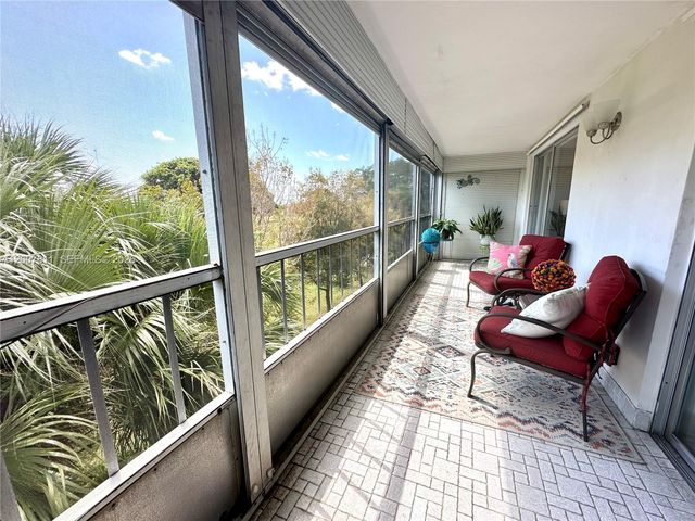 1001 Hillcrest Ct 306 306, Hollywood, FL 33021