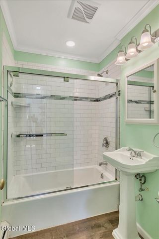 57 Keeler Drive, Albany, NY 12208