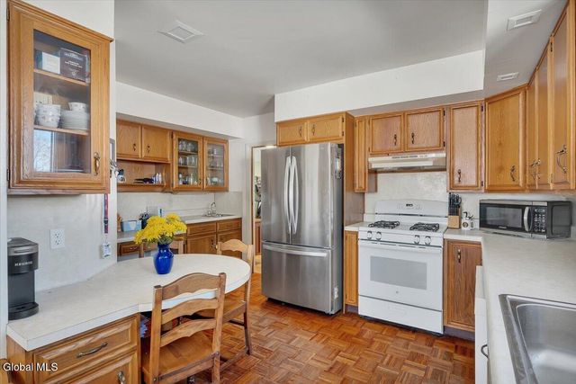 57 Keeler Drive, Albany, NY 12208