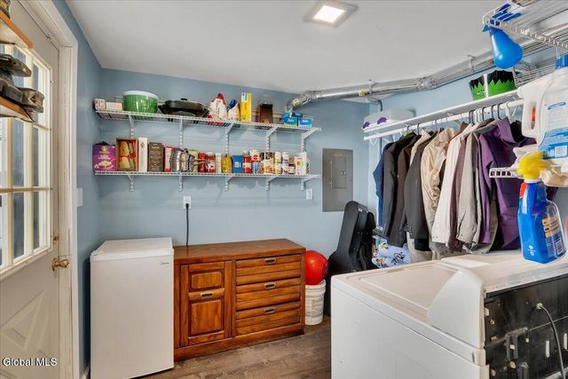 57 Keeler Drive, Albany, NY 12208