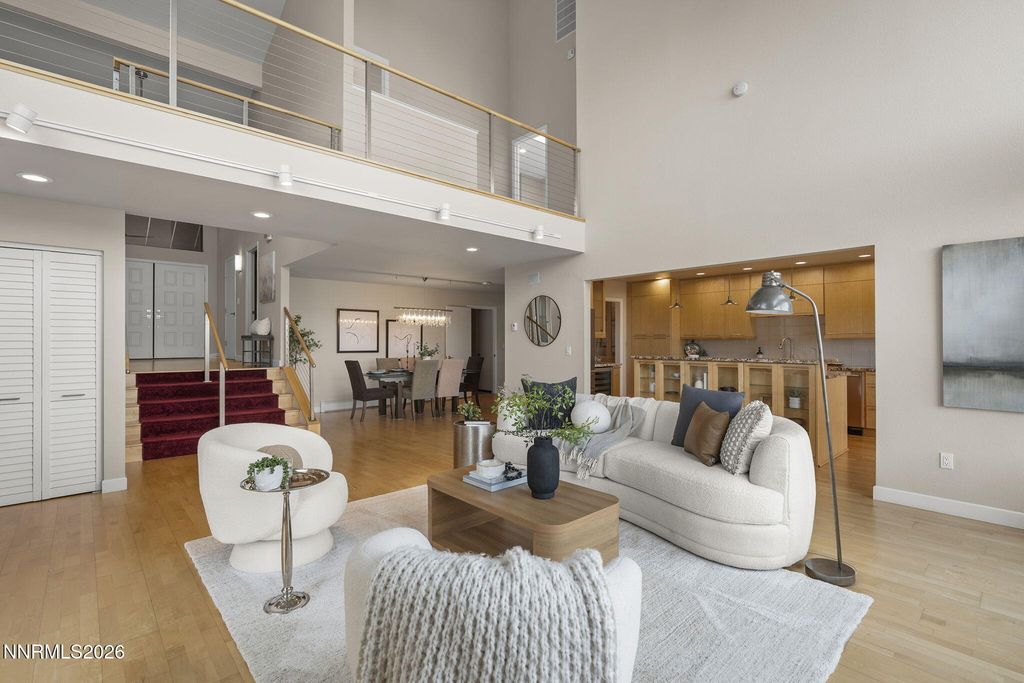 Image 10 of property listing at 2630 Rockview Drive, Reno, NV 89519