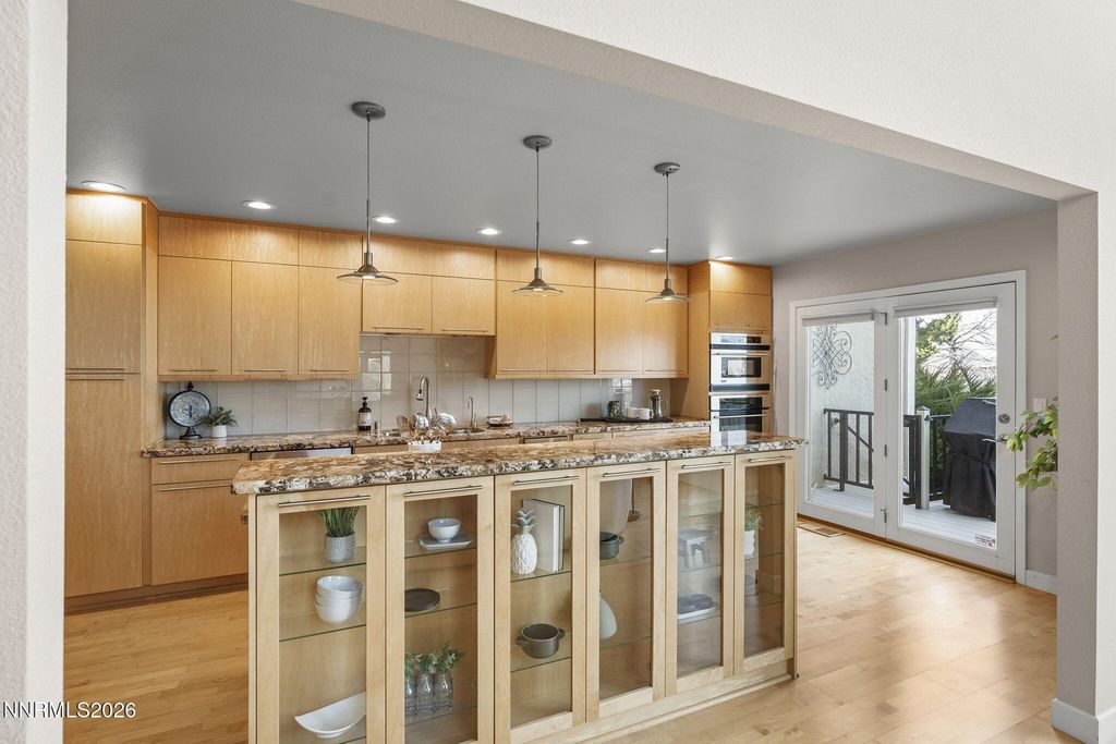 Image 12 of property listing at 2630 Rockview Drive, Reno, NV 89519