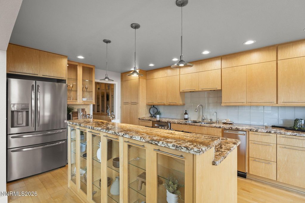 Image 13 of property listing at 2630 Rockview Drive, Reno, NV 89519