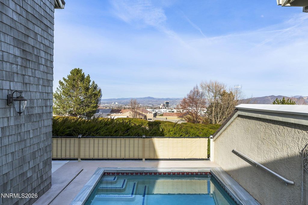 Image 20 of property listing at 2630 Rockview Drive, Reno, NV 89519