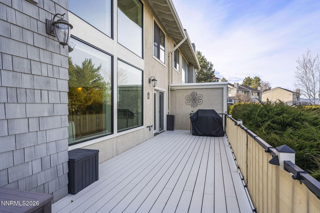 Image 36 of property listing at 2630 Rockview Drive, Reno, NV 89519