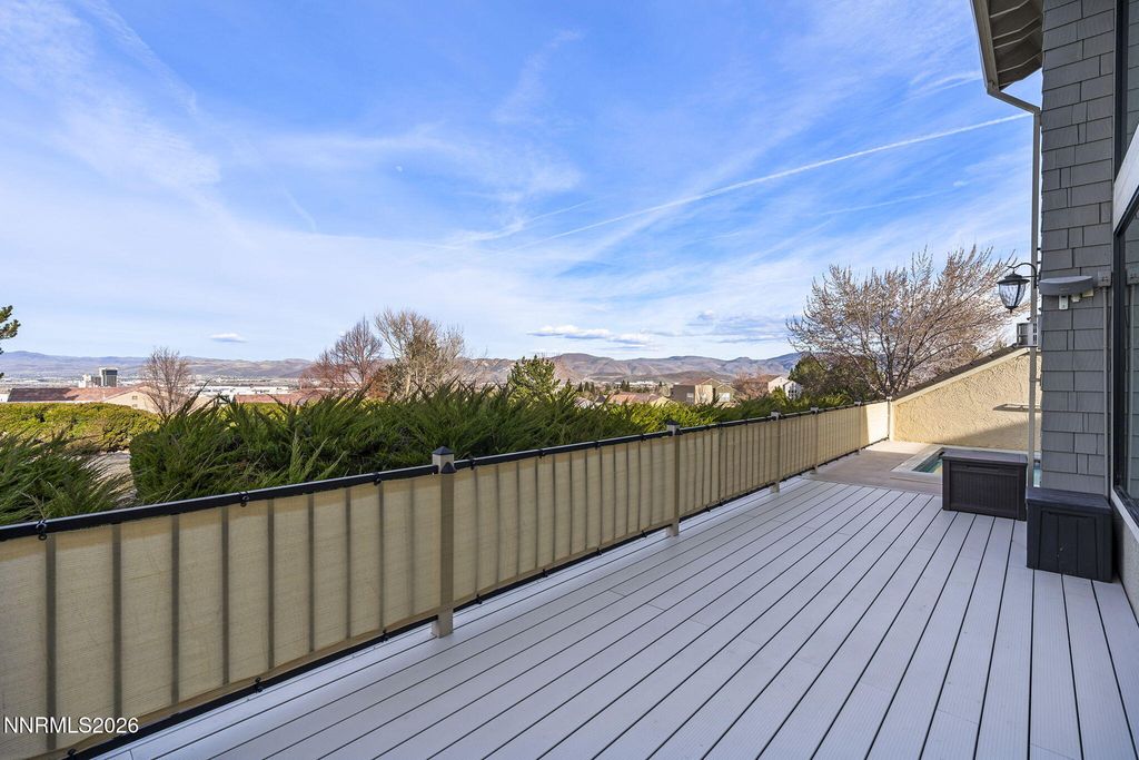 Image 37 of property listing at 2630 Rockview Drive, Reno, NV 89519