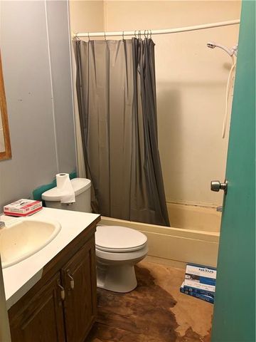 29009 E 315th Street, Garden City, MO 64747