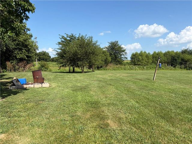 29009 E 315th Street, Garden City, MO 64747