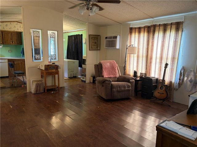 29009 E 315th Street, Garden City, MO 64747