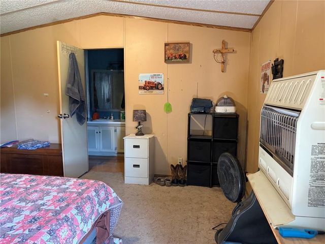 29009 E 315th Street, Garden City, MO 64747