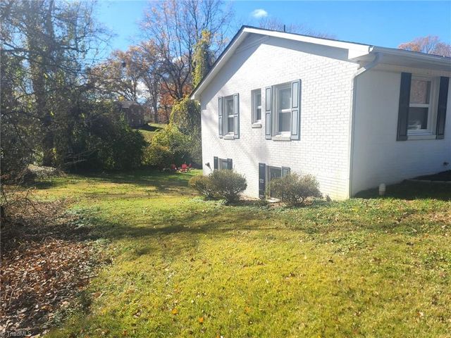 200 Blake Street, Winston-salem, NC 27104