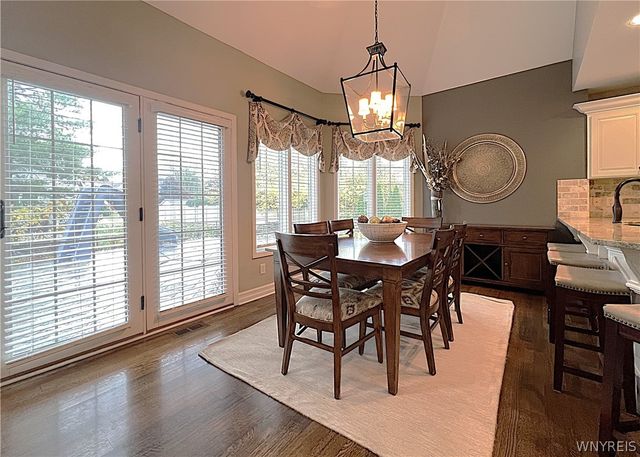 4059 Foxwood Lane, Clarence, NY 14221