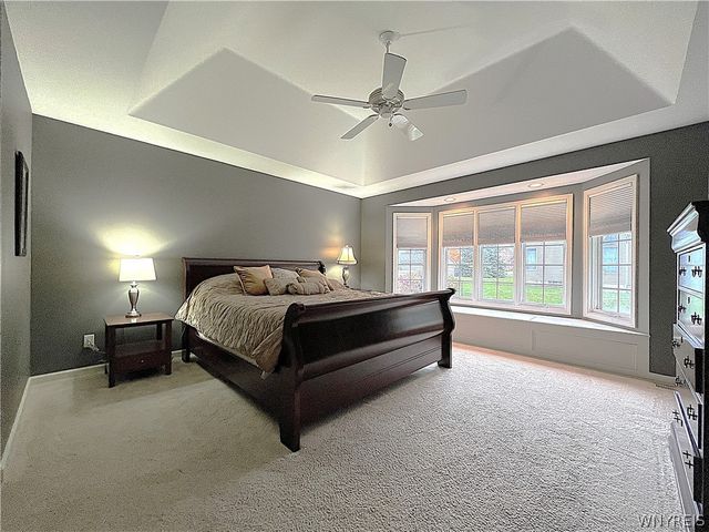 4059 Foxwood Lane, Clarence, NY 14221