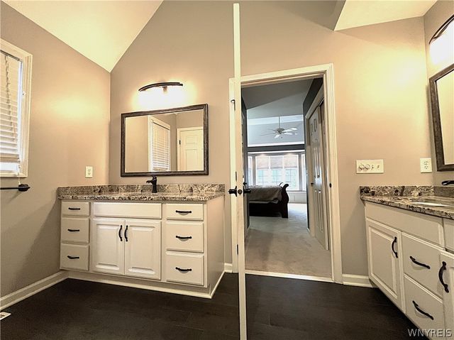 4059 Foxwood Lane, Clarence, NY 14221