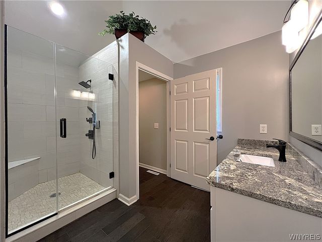 4059 Foxwood Lane, Clarence, NY 14221