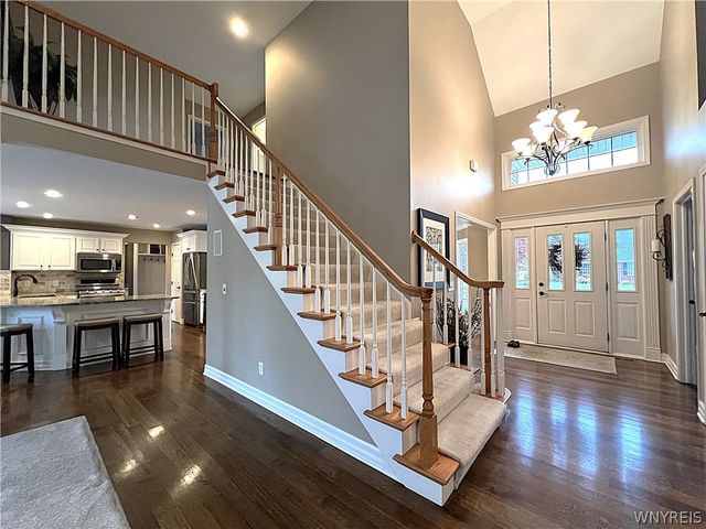 4059 Foxwood Lane, Clarence, NY 14221