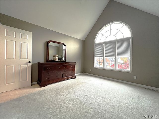 4059 Foxwood Lane, Clarence, NY 14221