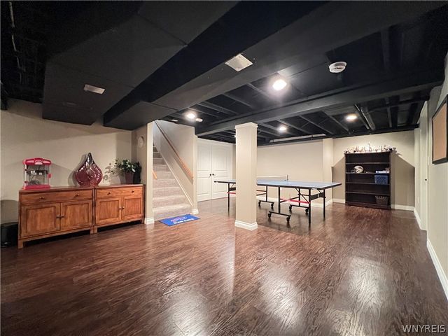 4059 Foxwood Lane, Clarence, NY 14221