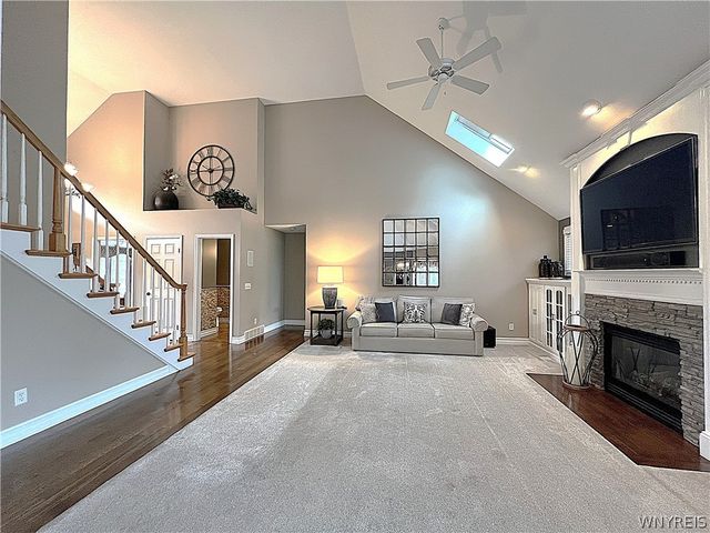 4059 Foxwood Lane, Clarence, NY 14221