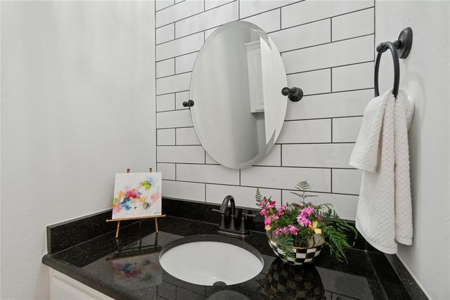 115 Boulevard Du Lac, Norman, OK 73071