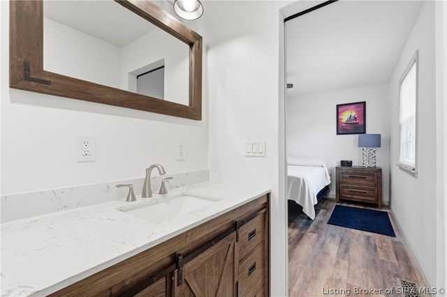 1221 Lindsey Street, Charlestown, IN 47111
