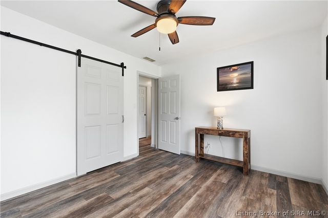 1221 Lindsey Street, Charlestown, IN 47111