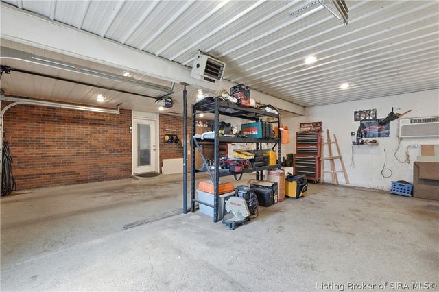 1221 Lindsey Street, Charlestown, IN 47111