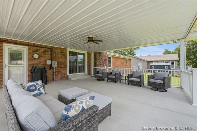 1221 Lindsey Street, Charlestown, IN 47111